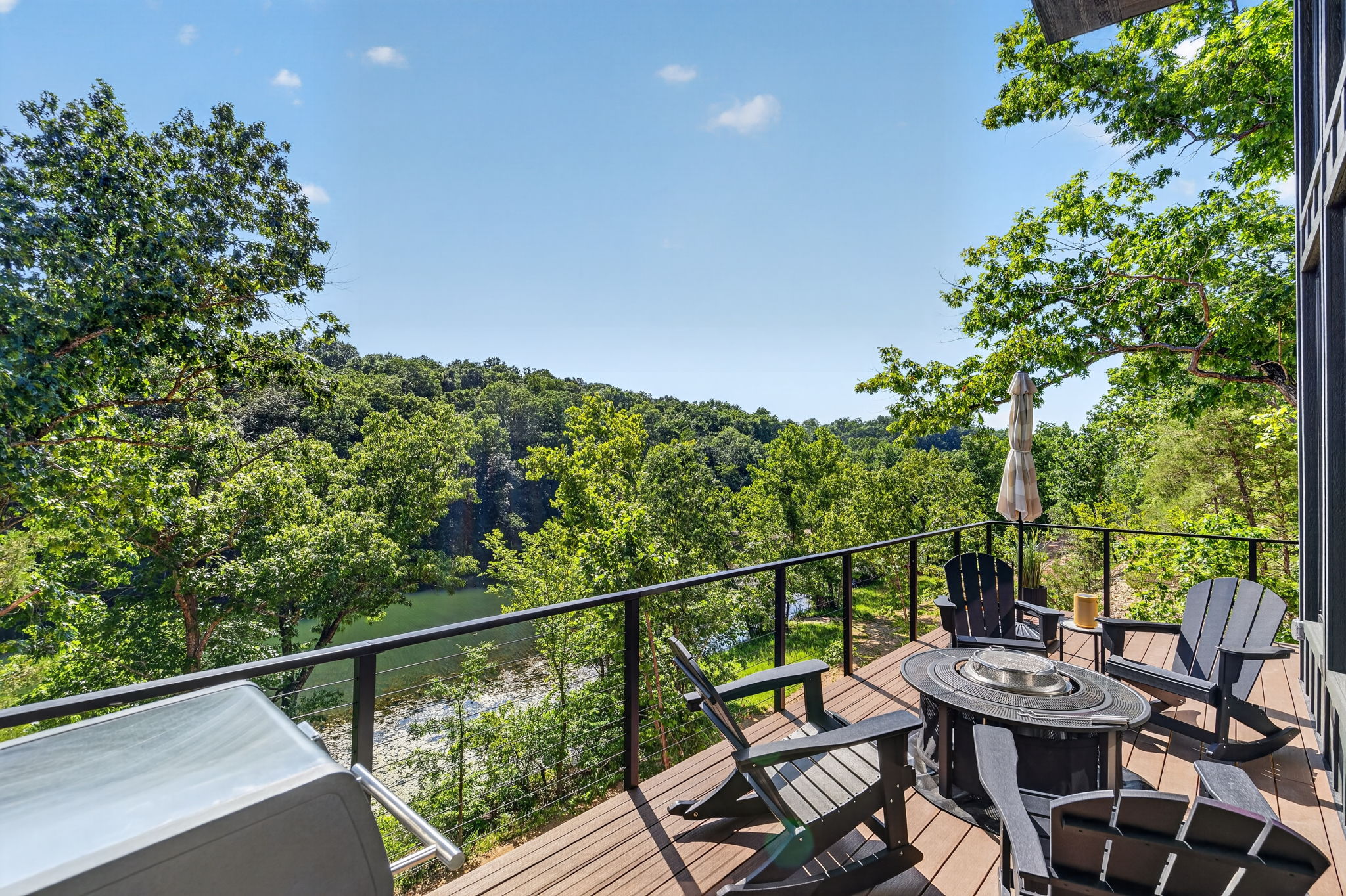 Before — the empty lakeview deck